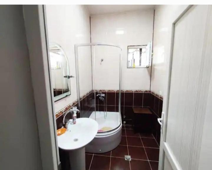 Guest House Amo 库塔伊西 外观 照片